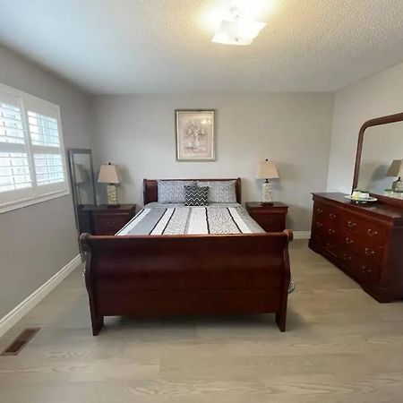 Elegant & Luxurious 3 Bedroom Home Mississauga Extérieur photo