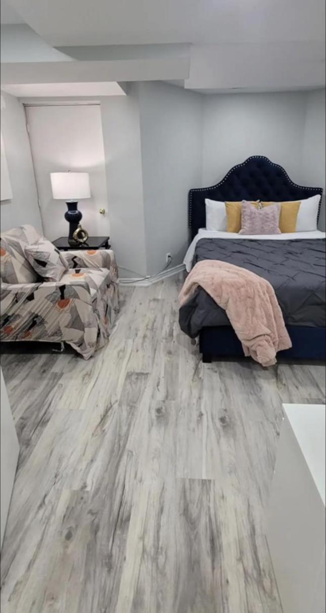 Elegant & Luxurious 3 Bedroom Home Mississauga Extérieur photo